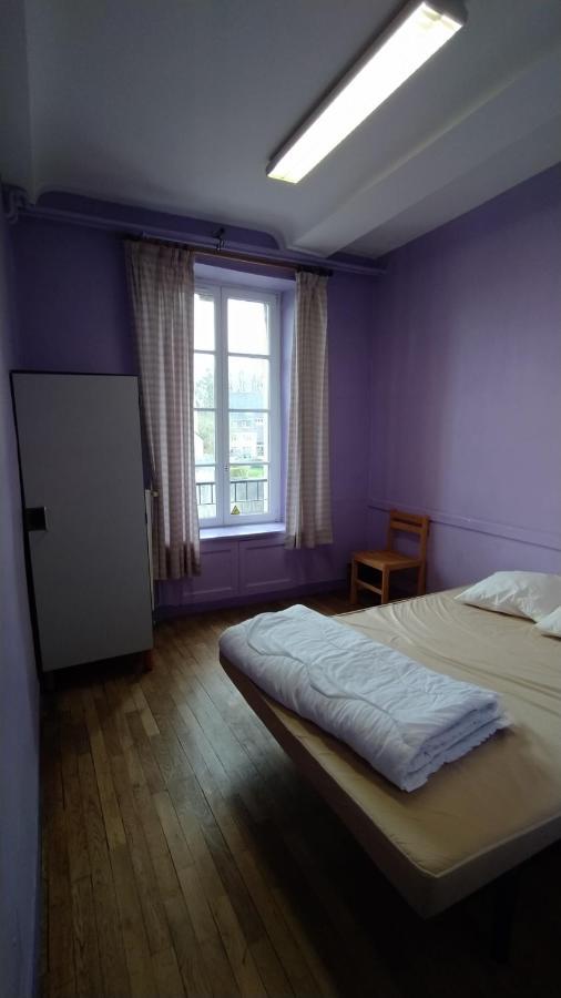Logis Des Grands Chapeaux Hostel